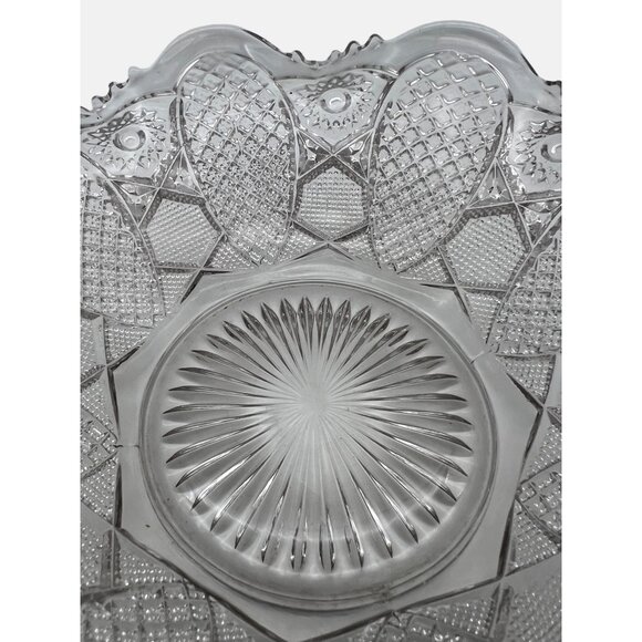 Vintage Clear Pressed Glass Bowl Scalloped Edges Textured Design Stars Sunburst - Picture 4 of 5